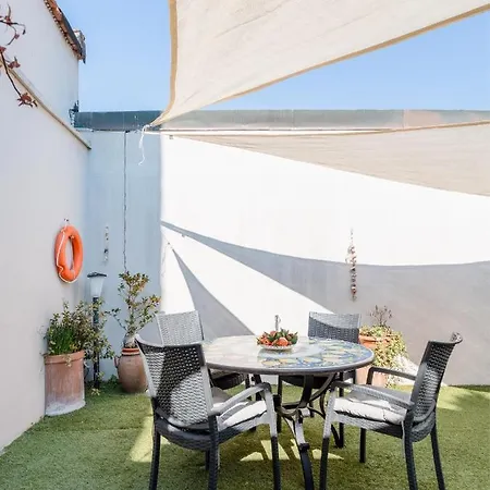 Ampio Con Giardino E Due - Centro 度假居 维亚雷焦